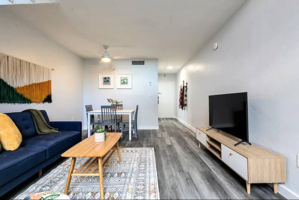 Central 1B Apt Next To Airport Virg 12 Miami Exterior photo
